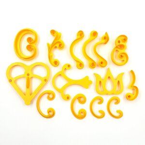 RARE Vintage “Wilton” Ornamental Cake Pattern Press Set – 14 Piece